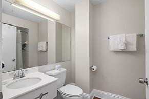 Naples Park Central Hotel