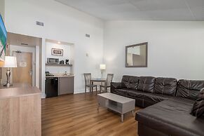 Naples Park Central Hotel