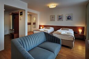 Urpin City Residence