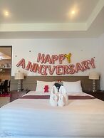 Bangtao Tropical Residence Resort & Spa