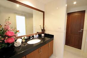 Bangtao Tropical Residence Resort & Spa