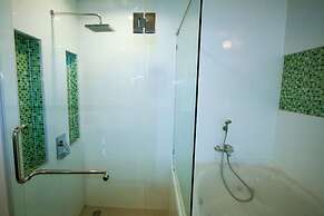 Bangtao Tropical Residence Resort & Spa