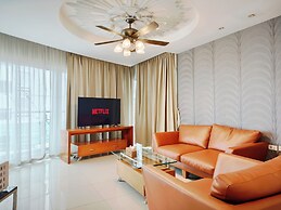 Royal Beach View Suites
