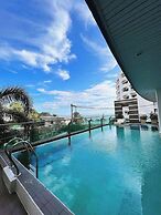 Royal Beach View Suites