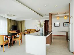 Royal Beach View Suites