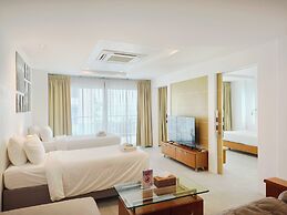 Royal Beach View Suites