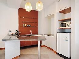 Royal Beach View Suites