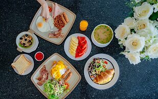 Royal Beach View Suites