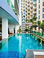 Royal Beach View Suites