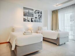 Royal Beach View Suites