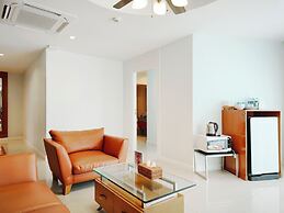 Royal Beach View Suites