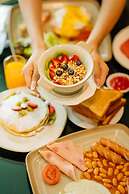 Royal Beach View Suites