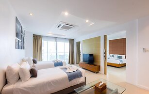 Royal Beach View Suites