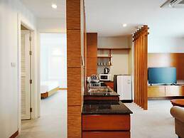 Royal Beach View Suites