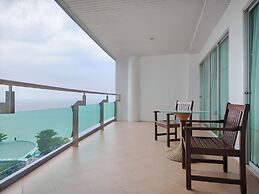 Royal Beach View Suites