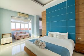 Royal Beach View Suites