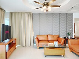 Royal Beach View Suites