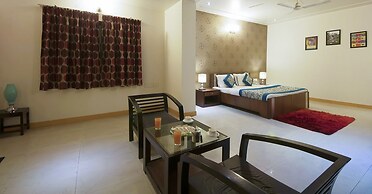 Hotel Delhi 37