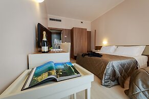 Hotel Mirasole International