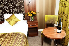 Collection Hotel Birmingham