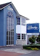 Barclay Motel