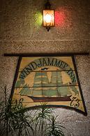 Windjammer Motor Inn