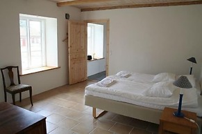 Hoby Gård Bed & Breakfast
