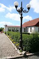 Hoby Gård Bed & Breakfast