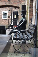 The Exchange Coach House Inn