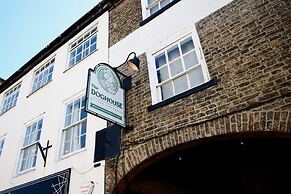 The Exchange Coach House Inn