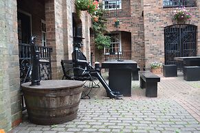 The Exchange Coach House Inn