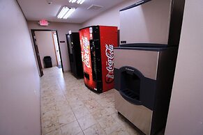 Canby Inn And Suites