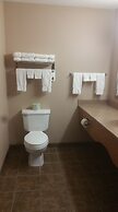 Canby Inn And Suites