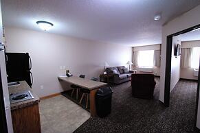 Canby Inn And Suites