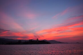 Tango Luxe Beach Villa Samui