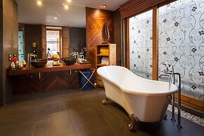 Tango Luxe Beach Villa Samui