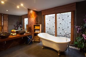 Tango Luxe Beach Villa Samui