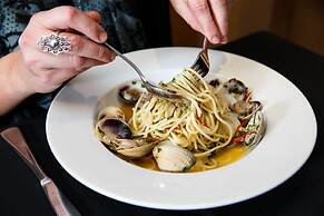 Thredbo Alpine Hotel