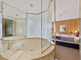 Thredbo Alpine Hotel