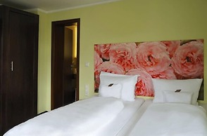 Heckenrose