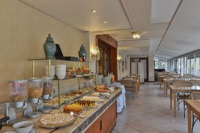 Le Suisse Elegance Hotel