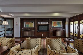 Le Suisse Elegance Hotel