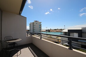 Wallaroo Marina Apartments