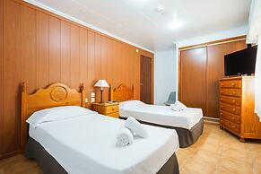 Hostal Casa Antonio by Vivere Stays