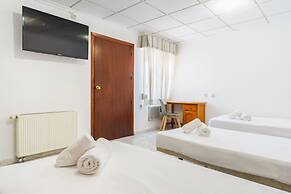 Hostal Casa Antonio by Vivere Stays