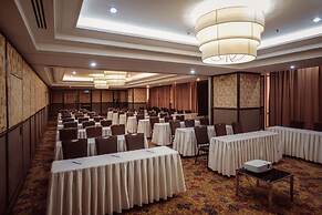 Ramada by Wyndham Manila Central