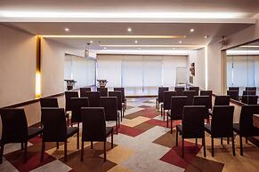 Ramada by Wyndham Manila Central