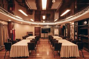 Ramada by Wyndham Manila Central