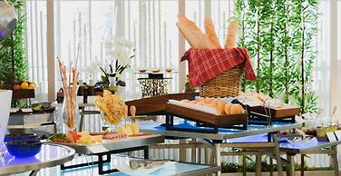 Ramada by Wyndham Manila Central