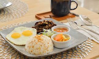 Ramada by Wyndham Manila Central